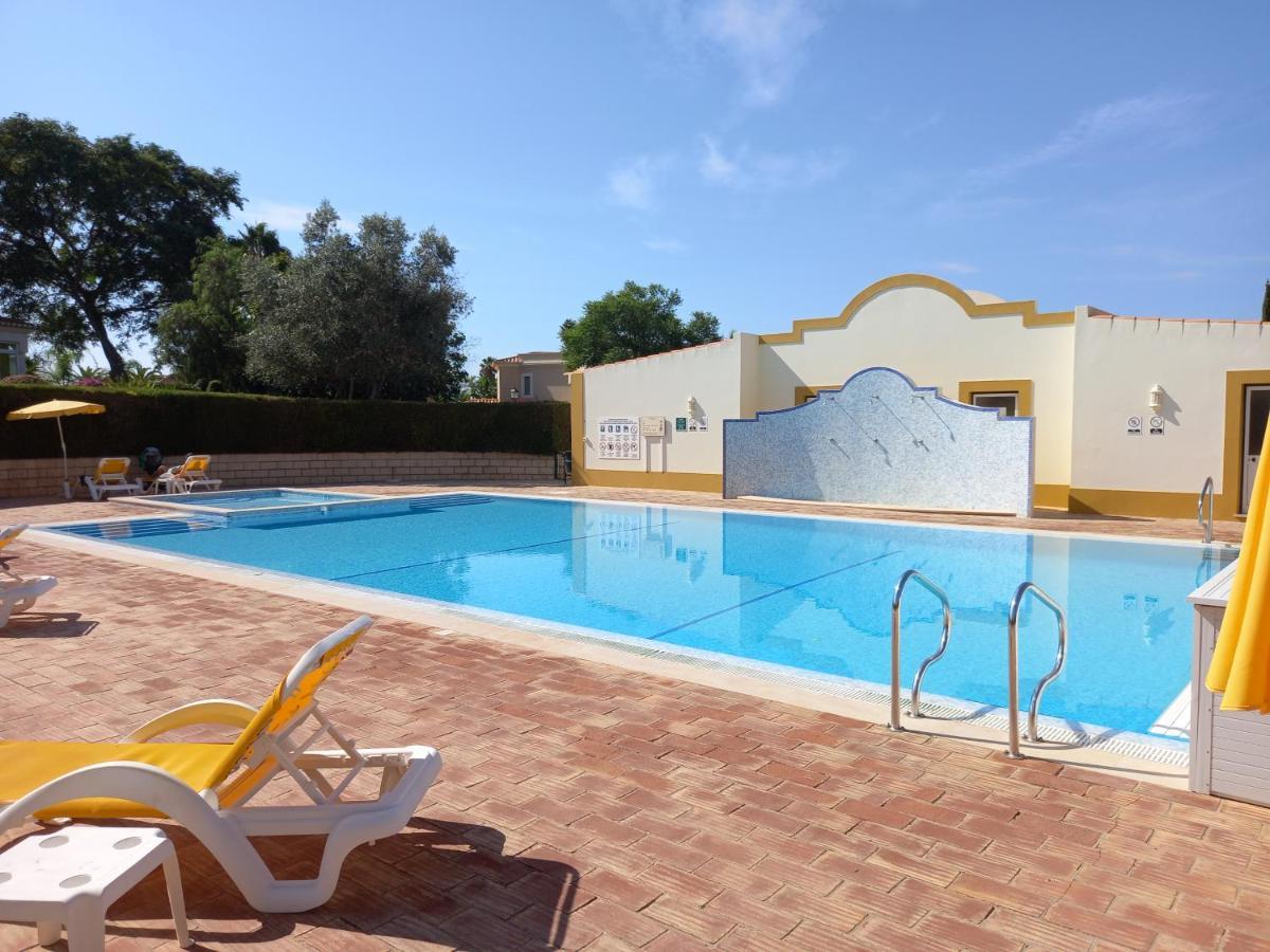 Carvoeiro, 2Br Pestana Gramacho Golf Apartment Estômbar Eksteriør billede